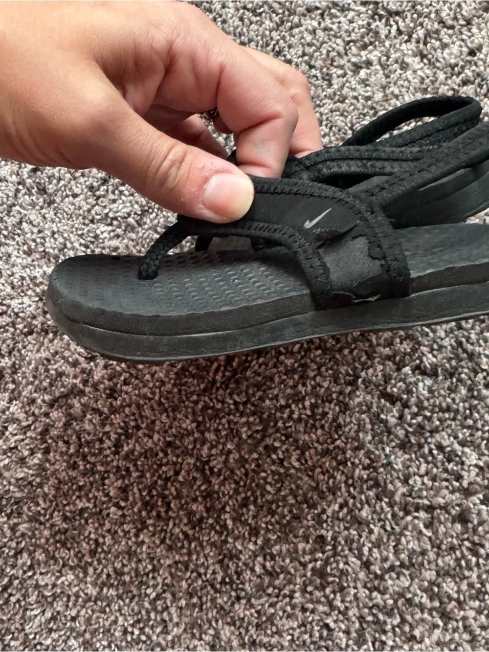 Nike Kids' Black Thong Sandals - Comfortable Everyday Wear